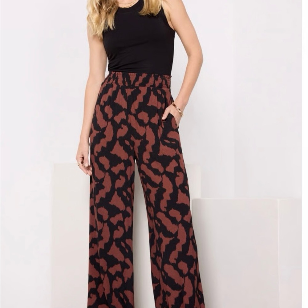 Stylish Black and Brown Women's Wide-Leg Pants
